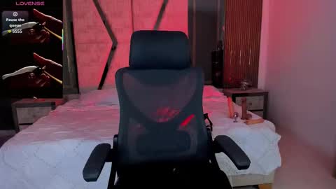 Cleo Adams online show from October 2025 04:54:01 AM