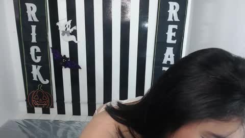 Clementine online show from October 2025 02:41:02 PM