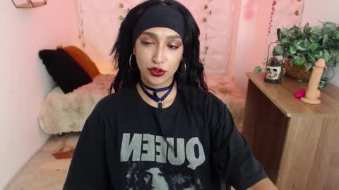 Cleo  online show from September 2025 12:11:01 AM