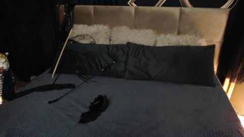 Cleo online show from April 2026 11:54:01 PM