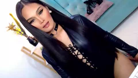 Cleo online show from October 2025 12:53:02 AM