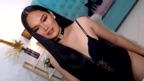 Cleo online show from November 2025 01:04:02 AM