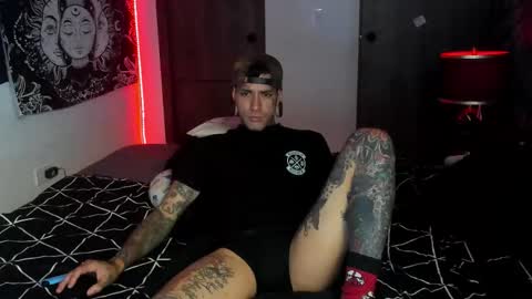 cleo y maikol online show from November 2025 08:35:01 AM