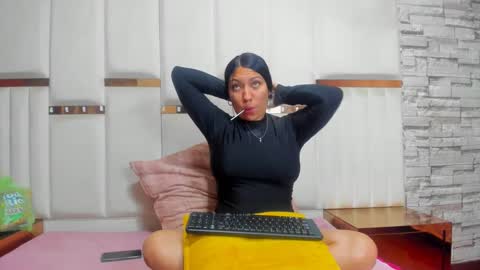 Clio And Demeteer online show from October 2025 02:39:02 AM