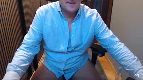 Snapshot of clit_fan chatting on December 2024 10:49:01 AM Rob online show from December 2024 10:49:01 AM