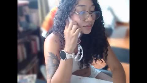 Clitia online show from April 2026 08:03:01 PM