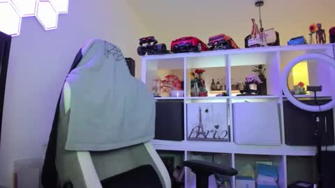 clitlicker1511 online show from November 2025 05:12:02 PM