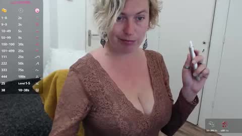 Syl  online show from October 2025 07:39:01 AM