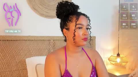 cloe_25 online show from November 2025 02:25:01 AM