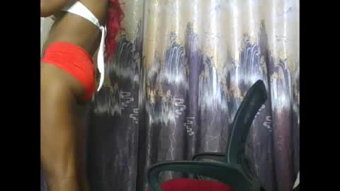 Cloe online show from November 2025 04:27:01 AM