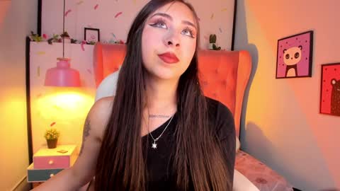 Cloe  online show from January 2025 09:04:01 PM