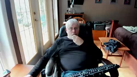 cloudalert62 online show from November 2025 06:57:01 PM