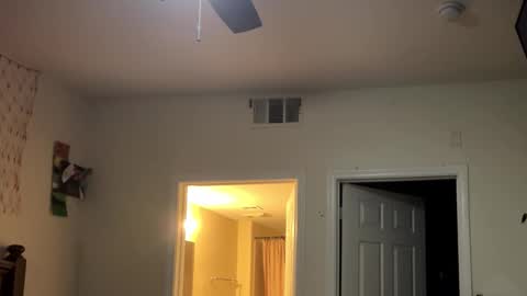 Cloudy Dayz online show from November 2025 11:53:01 PM