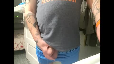 Snapshot of cloudydadnsa chatting on February 2025 10:17:02 AM Dad online show from February 2025 10:17:02 AM