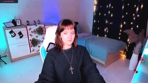  Clover  follow me  online show from January 2025 06:38:01 PM