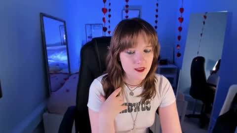  Clover  follow me  online show from February 2025 02:09:02 PM