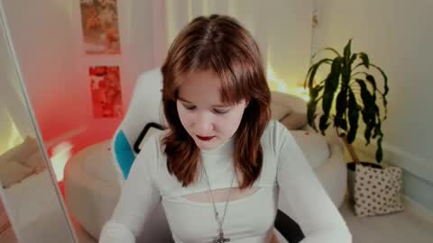  Clover  follow me  online show from February 2025 02:04:01 PM