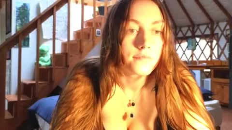 Clover online show from January 2025 08:56:02 PM