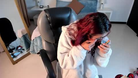 emely dolce online show from February 2025 07:22:01 AM