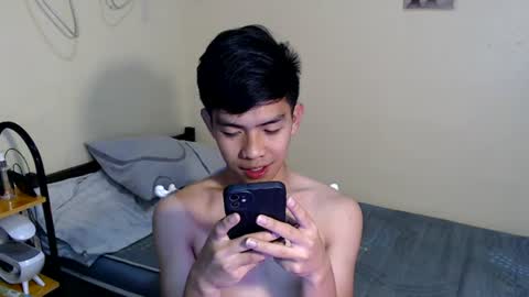 clyde_twinkx online show from July 2026 09:00:02 PM