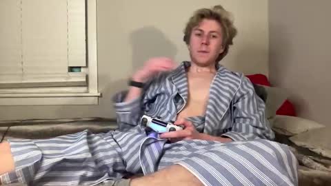 Snapshot of clydeaustin chatting on January 2026 03:09:01 AM Clyde Austin online show from January 2026 03:09:01 AM