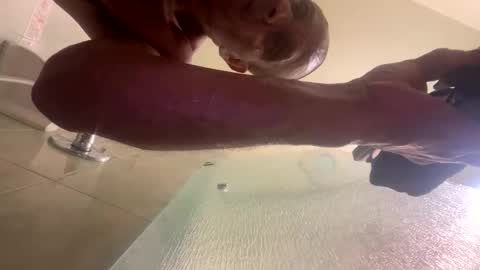 Snapshot of cockspitting chatting on April 2026 01:31:01 PM cockspitting online show from April 2026 01:31:01 PM