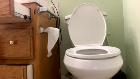 Snapshot of cockspitting chatting on April 2026 02:25:02 PM cockspitting online show from April 2026 02:25:02 PM