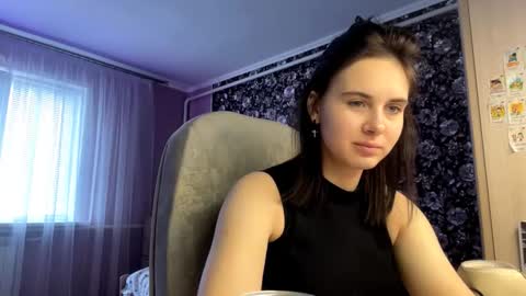 Nikki online show from October 2025 10:13:02 AM