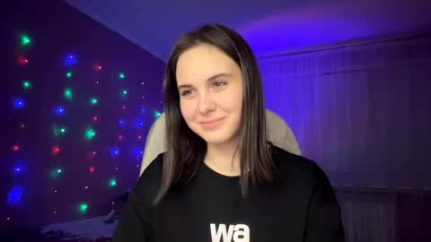 Nikki online show from October 2025 10:10:01 PM