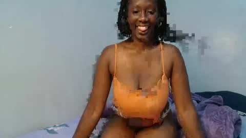 cocoalush9819 online show from December 2025 06:17:01 PM