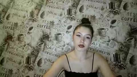 Snapshot of cocoberry1 chatting on February 2025 08:33:02 PM cocoberry1 online show from February 2025 08:33:02 PM