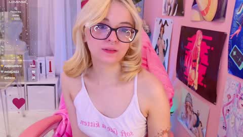 Snapshot of coconut_mia chatting on December 2024 04:36:02 AM Mia online show from December 2024 04:36:02 AM