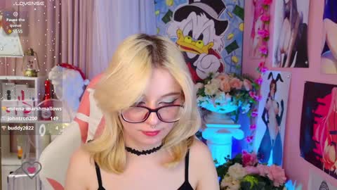 Snapshot of coconut_mia chatting on December 2024 12:20:01 AM Mia online show from December 2024 12:20:01 AM