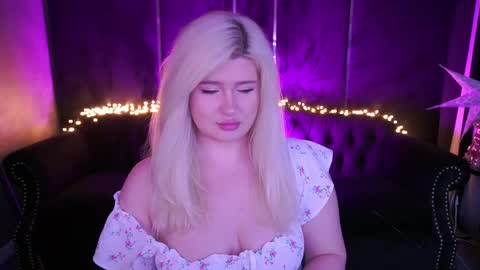 onlyfans amyleyy online show from April 2026 07:00:01 AM