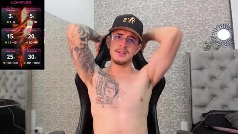 Snapshot of codyywalker chatting on November 2025 05:47:01 PM Cody Walker online show from November 2025 05:47:01 PM