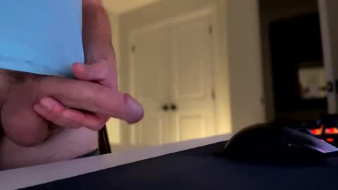 c o f f e e l o u n g e online show from January 2025 05:00:01 AM