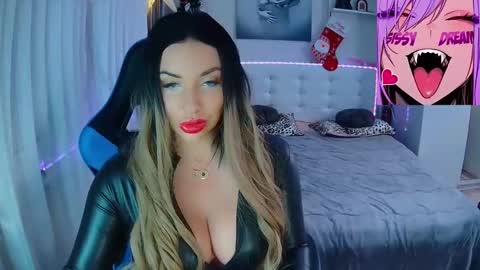 Ur goddess Nikki online show from January 2026 10:40:01 AM