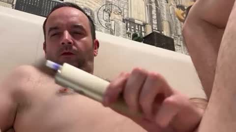 colambus83 online show from April 2026 06:30:02 PM