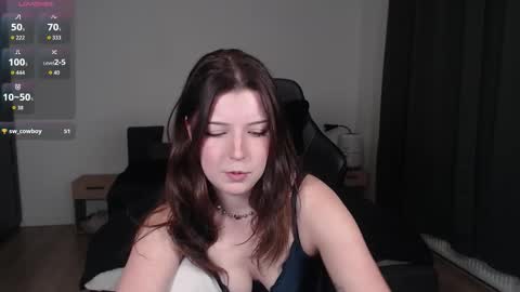 Denise online show from October 2025 08:09:02 PM