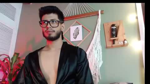 Colby online show from November 2025 08:19:01 PM