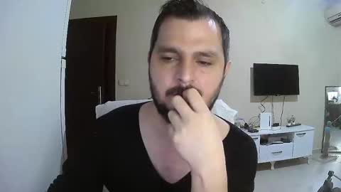 coldskull15 online show from December 2024 11:23:02 PM