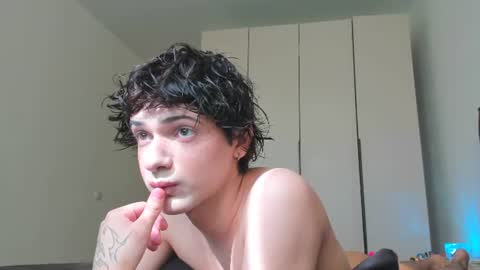 Snapshot of colestorm_ chatting on July 2026 04:40:02 AM COLE - ig online show from July 2026 04:40:02 AM