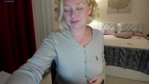 Olga. online show from December 2025 06:28:01 PM