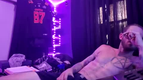 colevan2390 online show from November 2025 01:10:01 PM