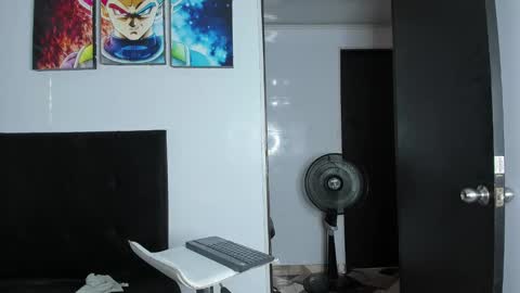 Snapshot of college_muscle_ass chatting on December 2024 01:02:02 PM college_muscle_ass online show from December 2024 01:02:02 PM