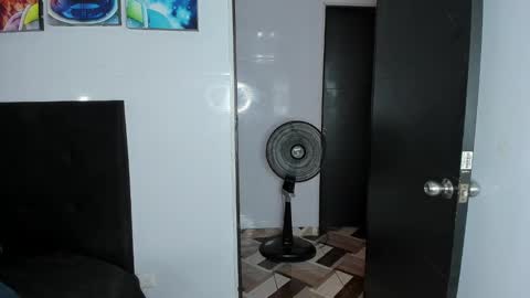 Snapshot of college_muscle_ass chatting on January 2025 08:19:02 PM college_muscle_ass online show from January 2025 08:19:02 PM