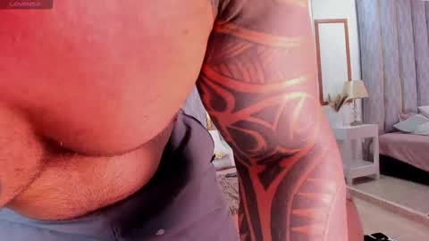 Snapshot of college_muscle_ass chatting on September 2025 01:57:02 PM college_muscle_ass online show from September 2025 01:57:02 PM