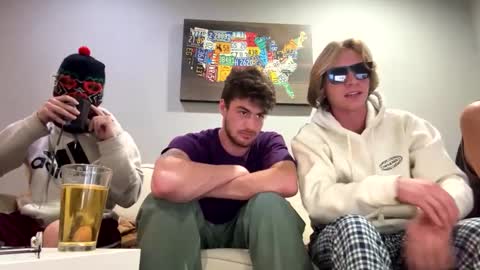 Snapshot of college_packing_8 chatting on October 2025 01:14:01 AM college_packing_8 online show from October 2025 01:14:01 AM