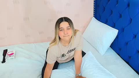  MEGAN  online show from January 2025 08:32:02 PM