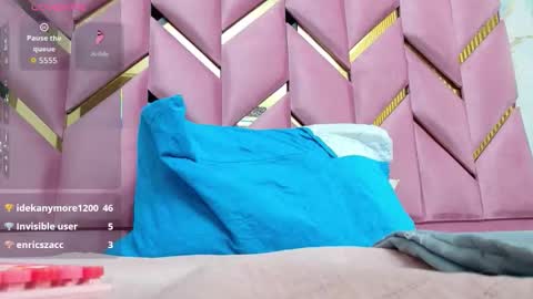  MEGAN  online show from November 2025 12:20:02 AM